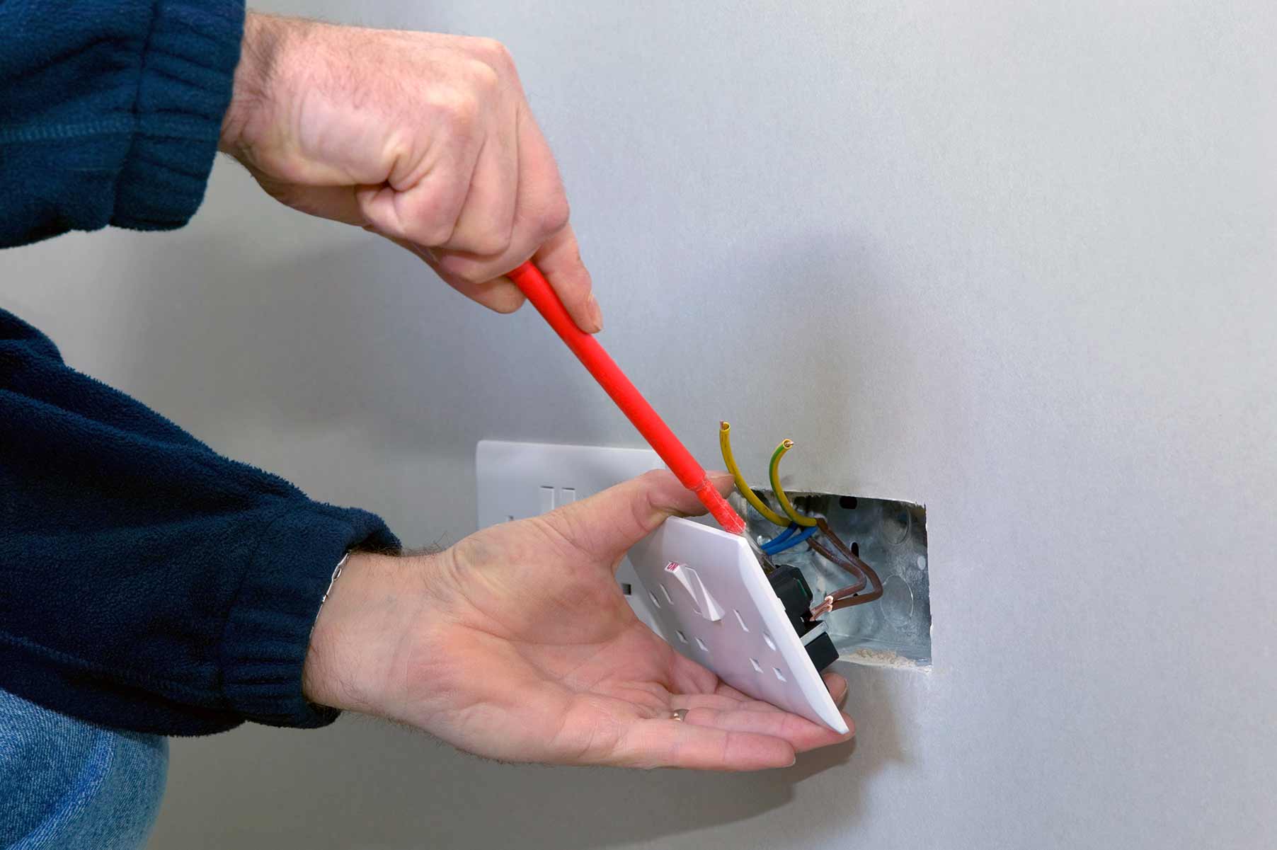 Our electricians can install plug sockets for domestic and commercial proeprties in Great Bookham and the local area. 